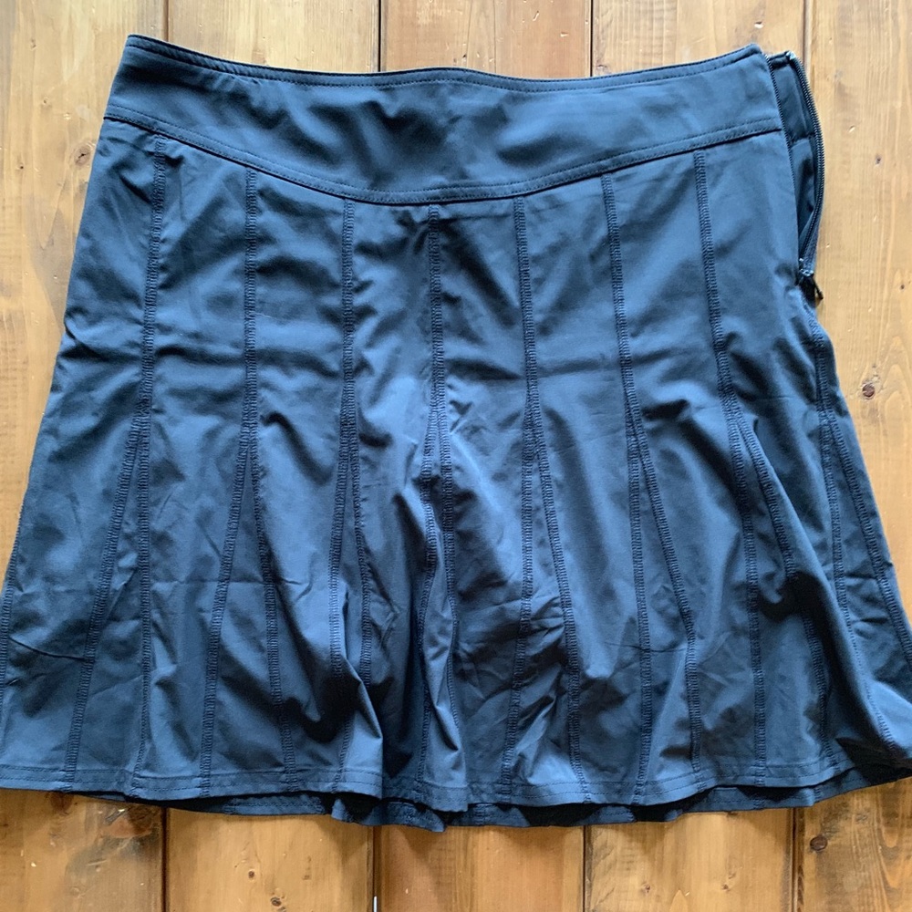 Athleta- Gray Skort